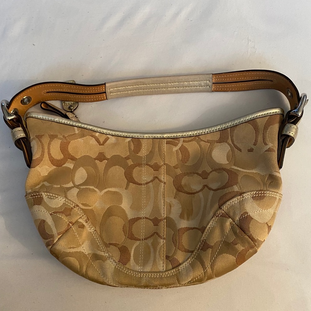 VINTAGE COACH SHOULDER BAG
